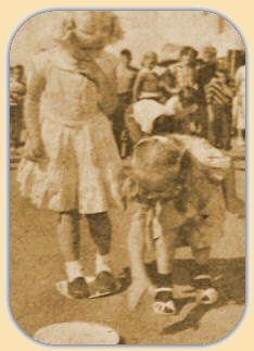 Girls Plate Race
